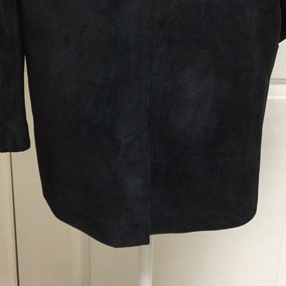 Danier Leather Suede Blazer with Leather Trim - Fully Lined - Picture 8 of 12